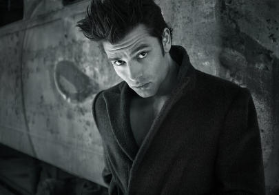 Niche Accessories, Instantly Brighten Up Ordinary Outfits